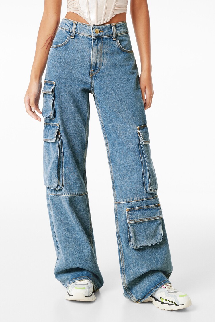 Multi-pocket cargo jeans