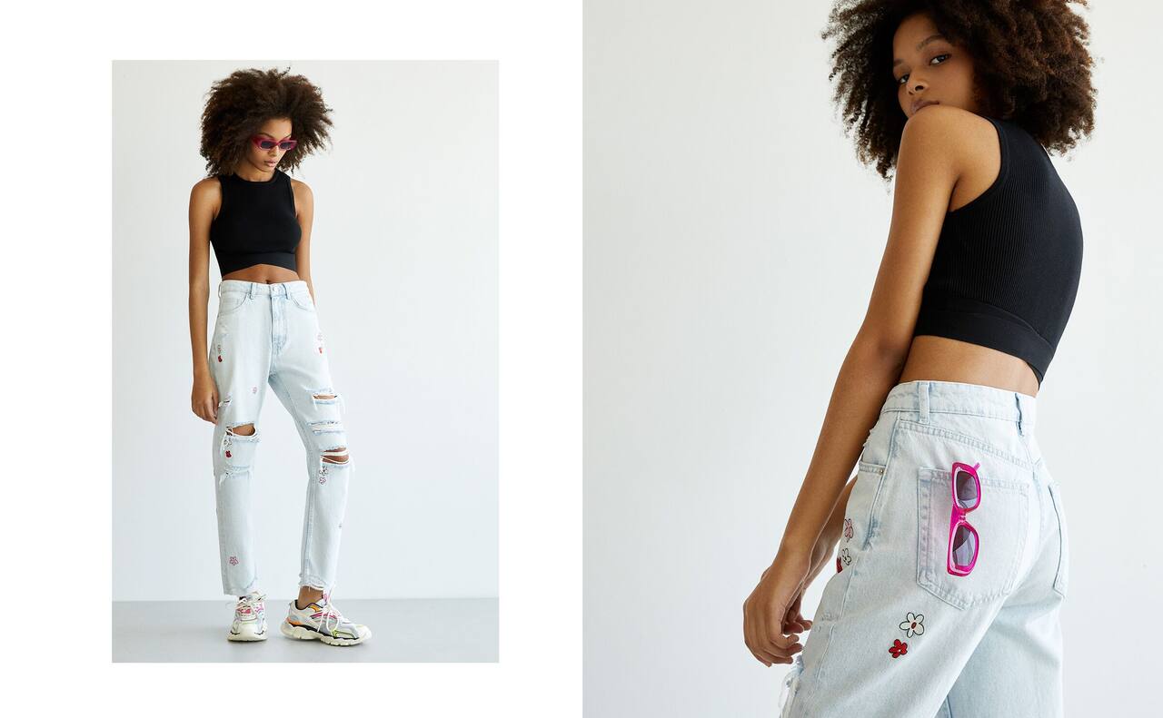 Floral embroidered ripped mom jeans