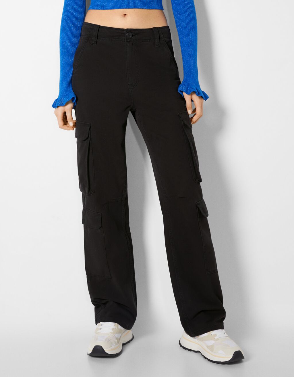 Pantaloni cargo twill multipocket Donna Bershka