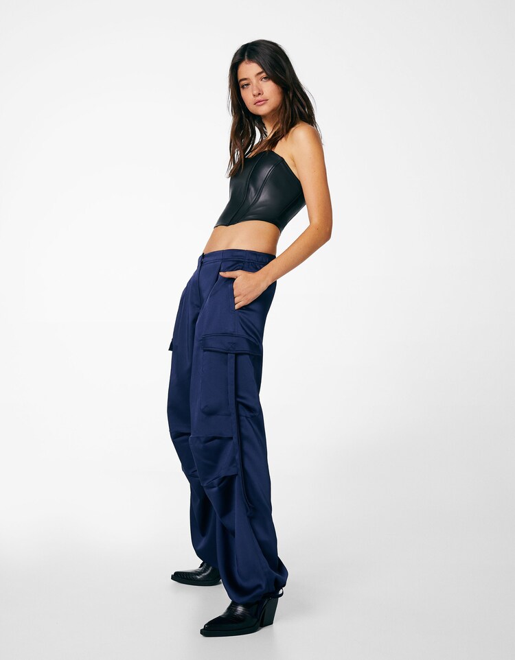 fox web satellite Pantaloni pentru femei | Colecție nouă | Bershka