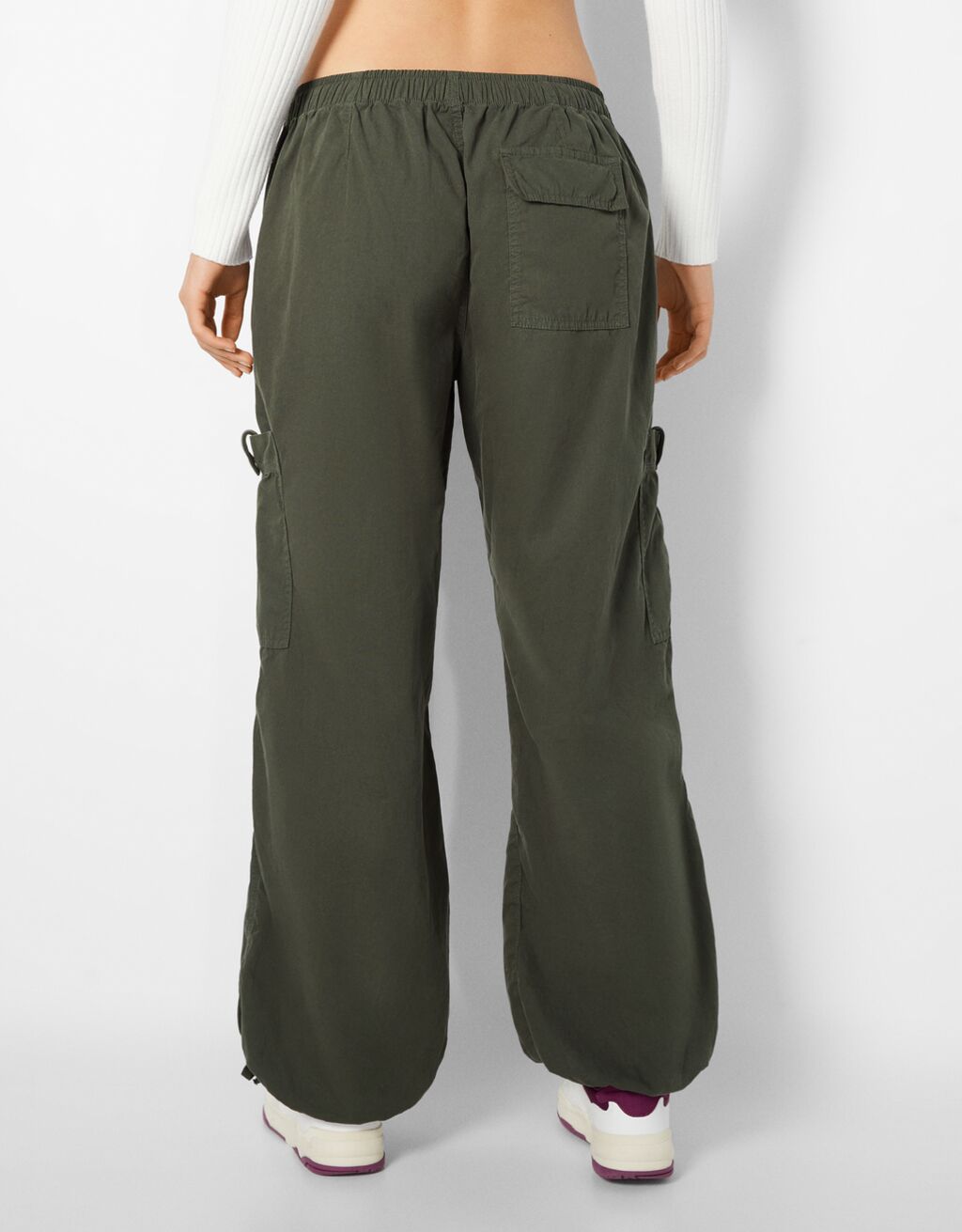 bershka parachute hose