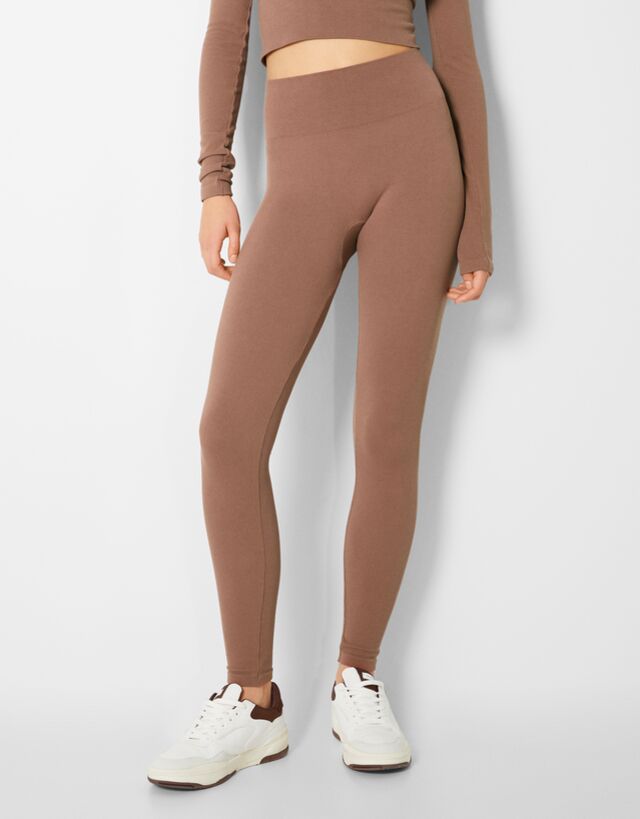 consumo Línea del sitio Característica Pantalón legging seamless - Pantalones - Mujer | Bershka