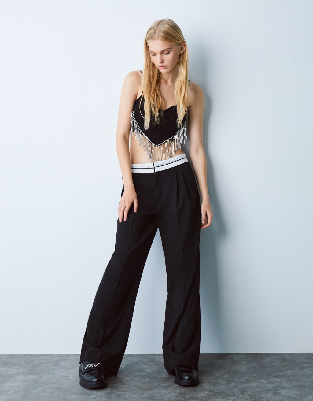 Wide-leg tailored trousers with waist detail