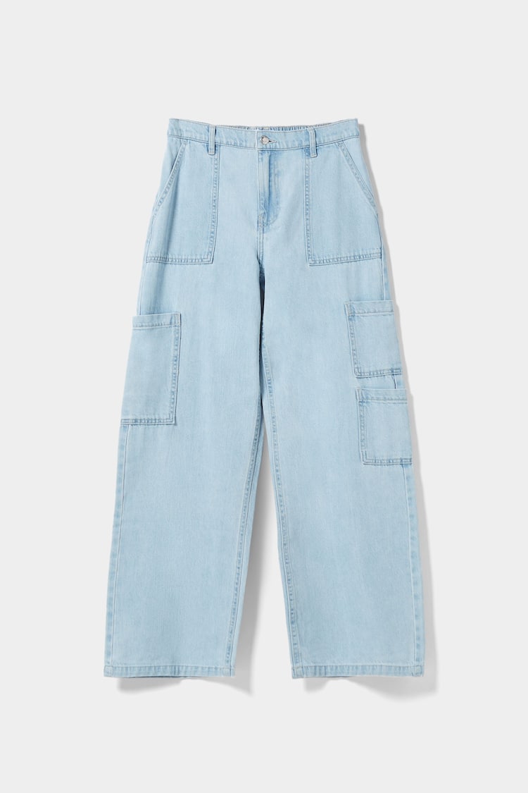 Cargo jeans with an elastic waistband