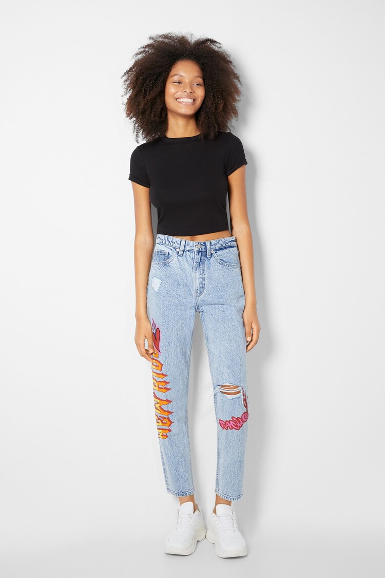 Mom jeans with racing print