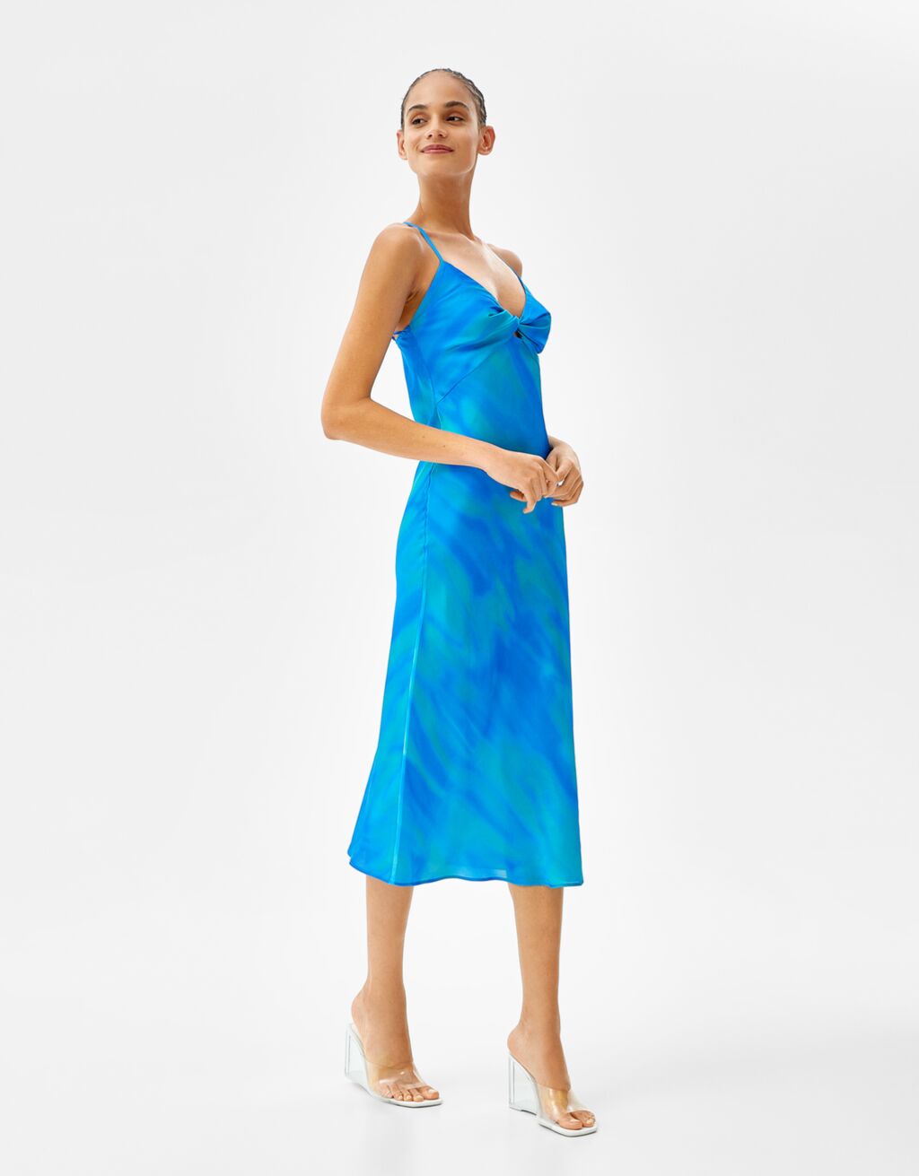 Strappy satin dress with a print and neckline