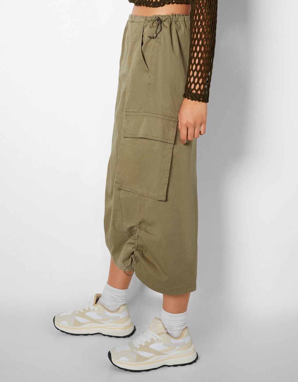 Parachute cargo midi skirt Woman Bershka