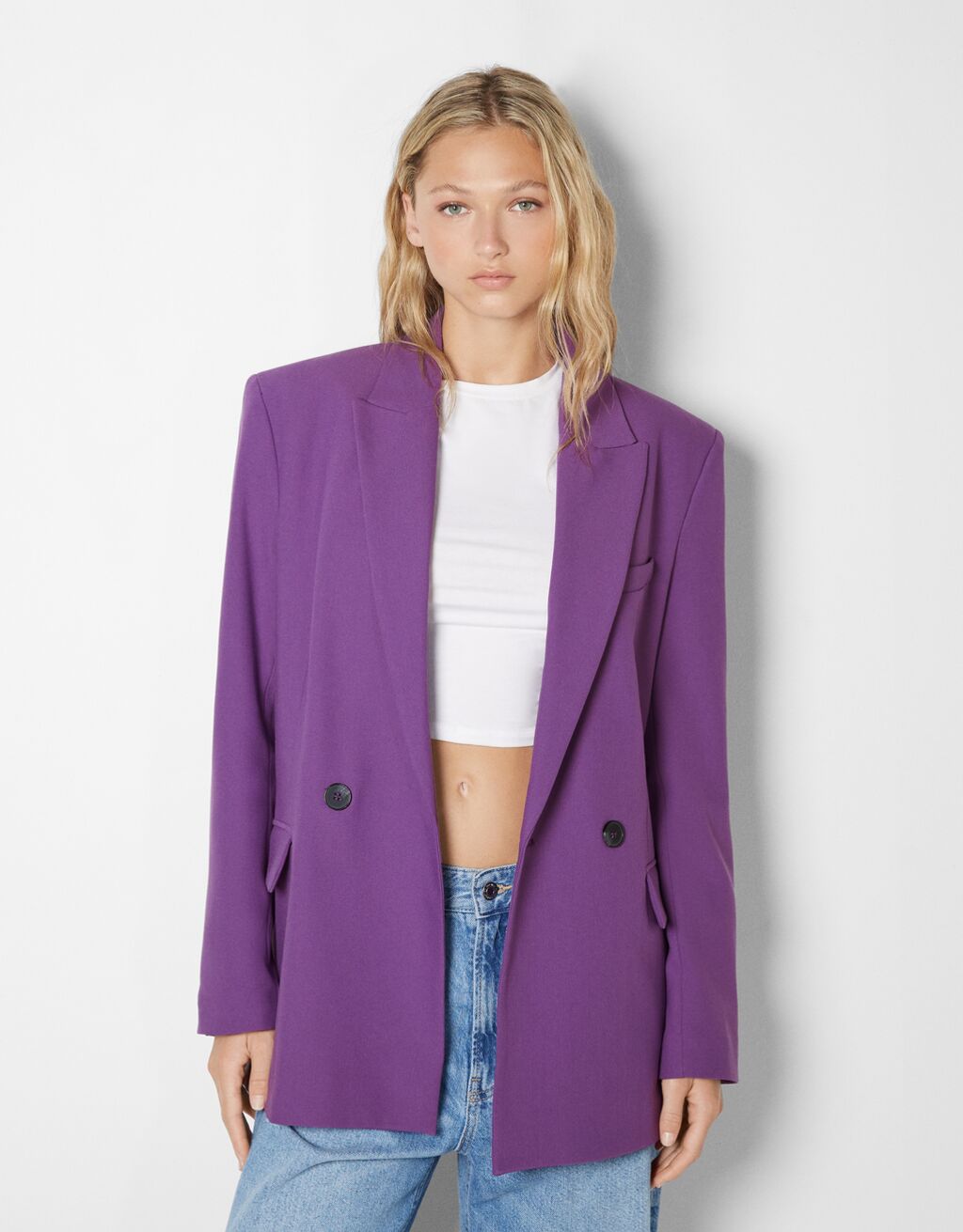 Strakke blazer met knopen Dames Bershka