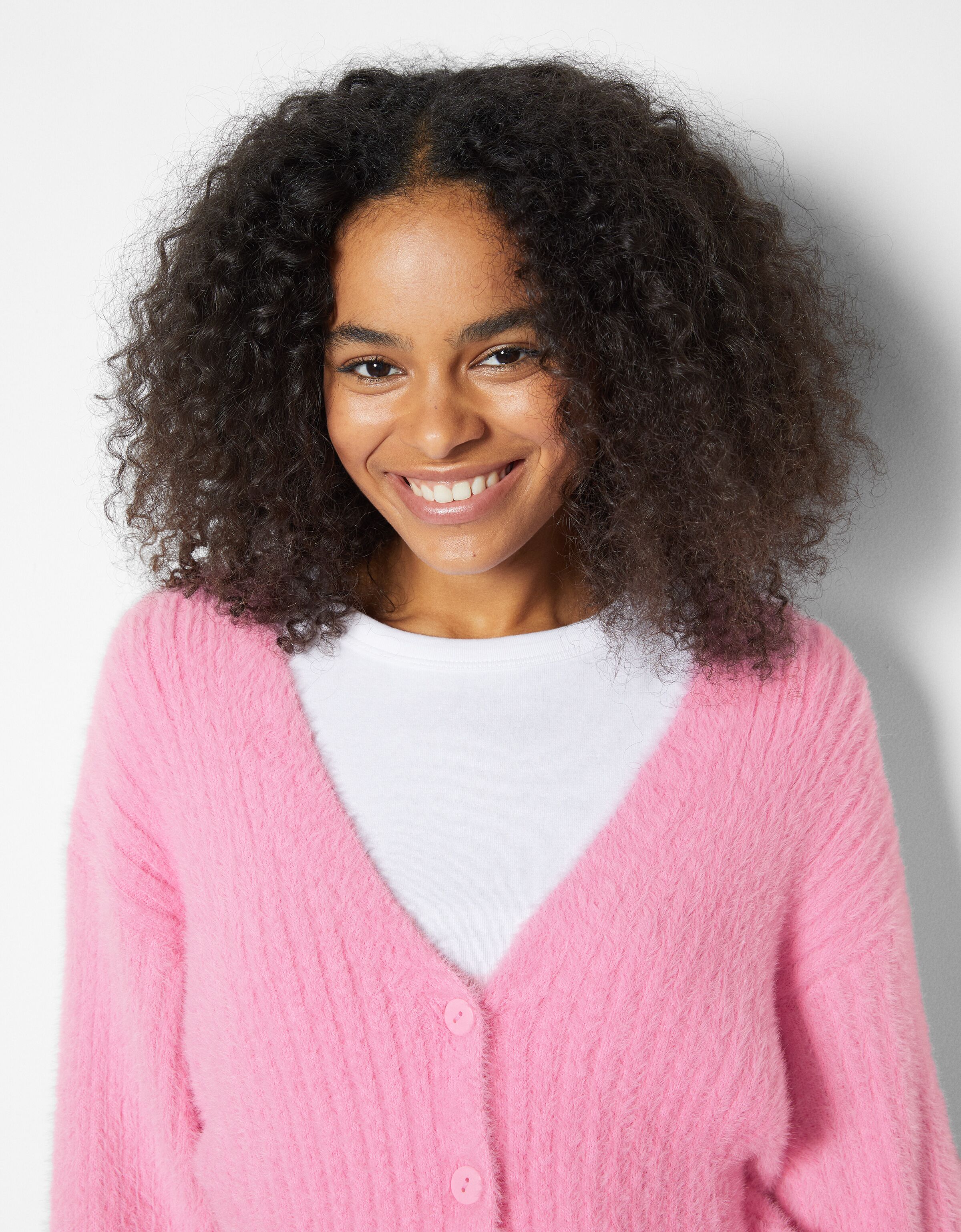 V-neck cardigan with faux fur 