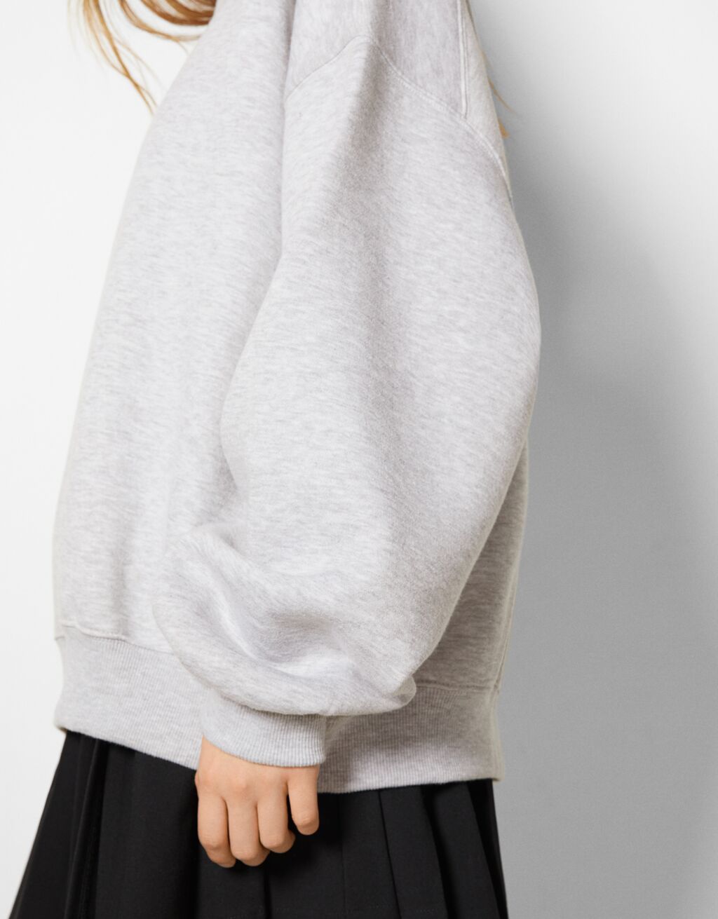 Womens round neck sweatshirt Clearance
