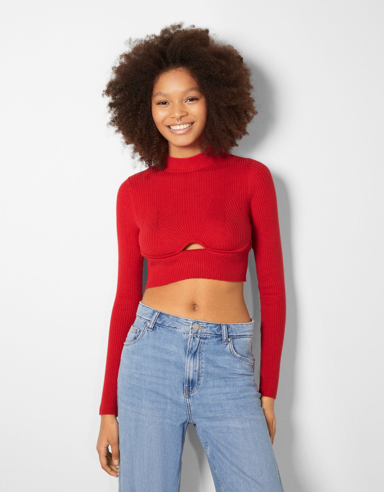 Ribbed cropped sweater with neckline 