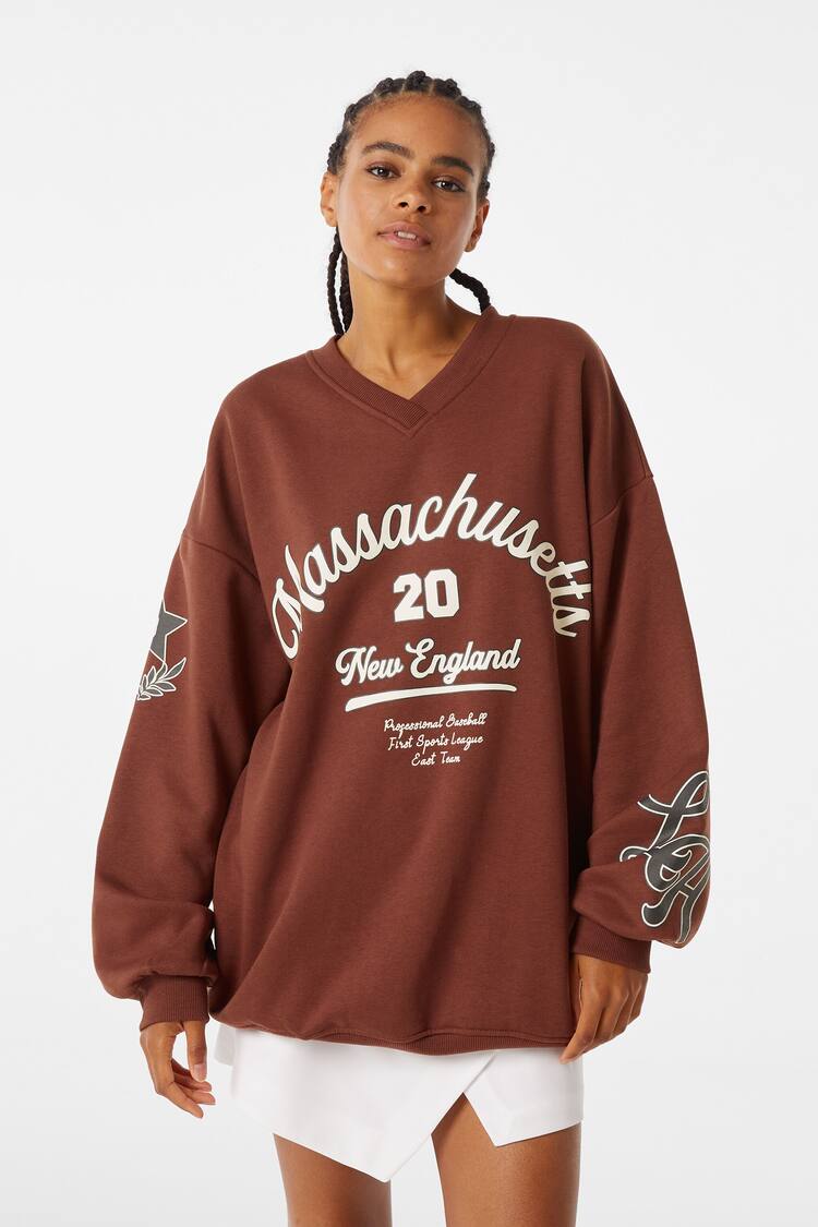 Printed oversized V-neck sweatshirt