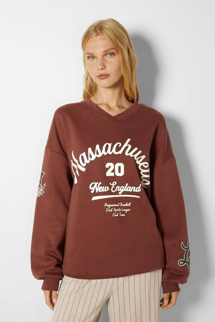 Oversize-Sweatshirt mit V-Ausschnitt und Print