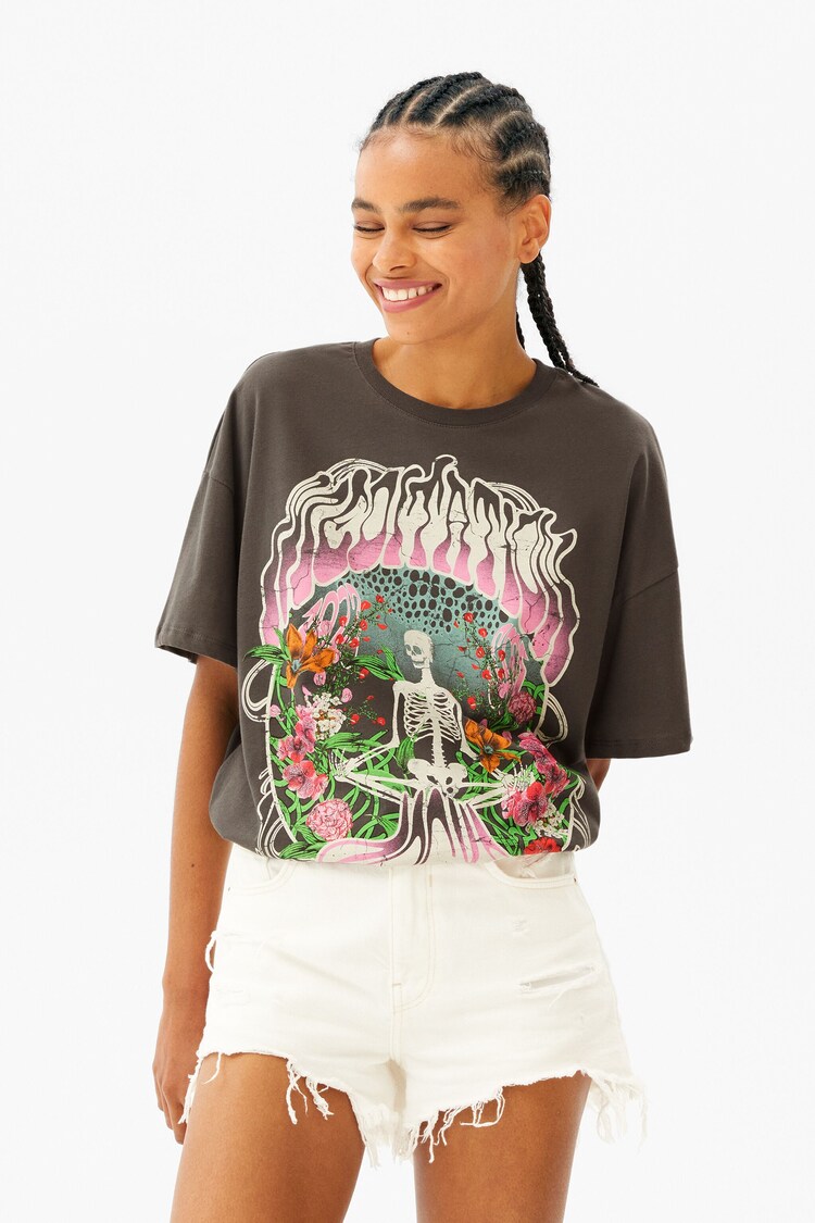 T-shirt de manga curta com estampado esqueleto