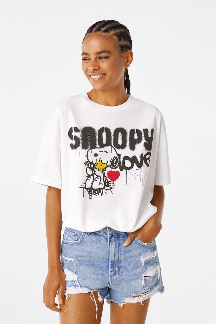 Marškinėliai su trumpomis rankovėmis ir atspaudu „Snoopy love“