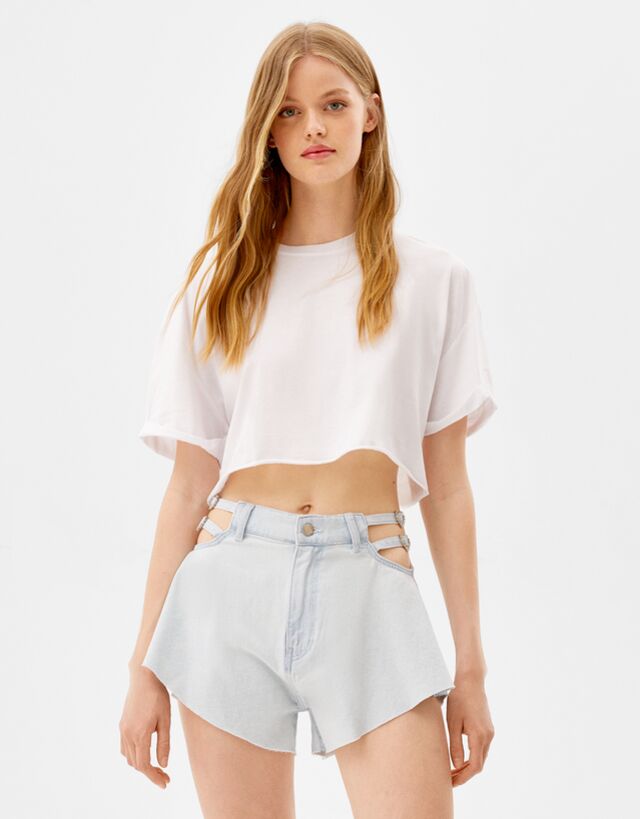 Denim cut-out shorts with rhinestone 