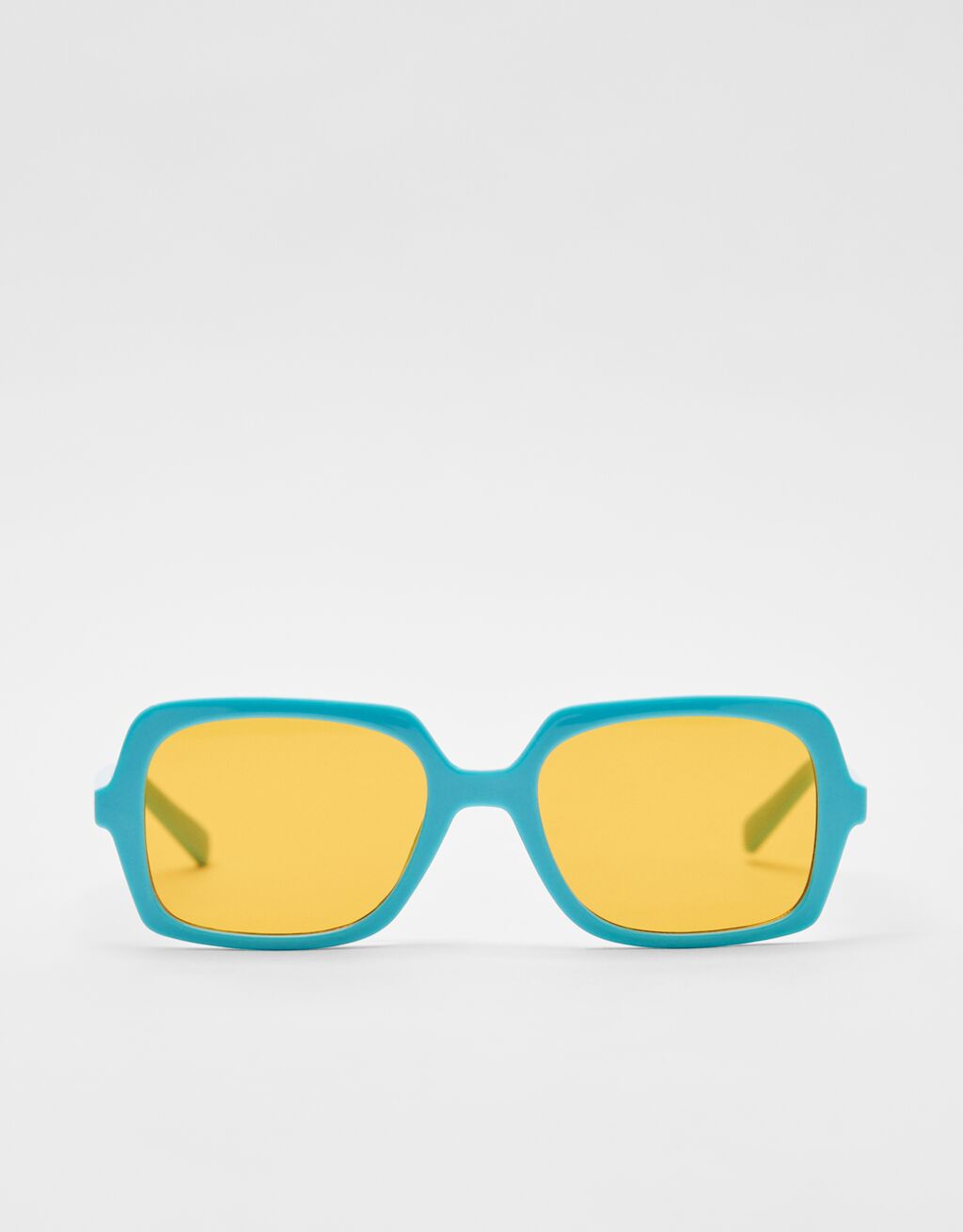 Retro orange mirrored sunglasses