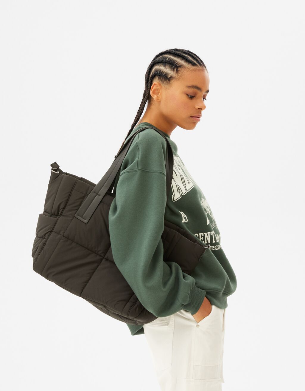 Basic nylon-style tote bag