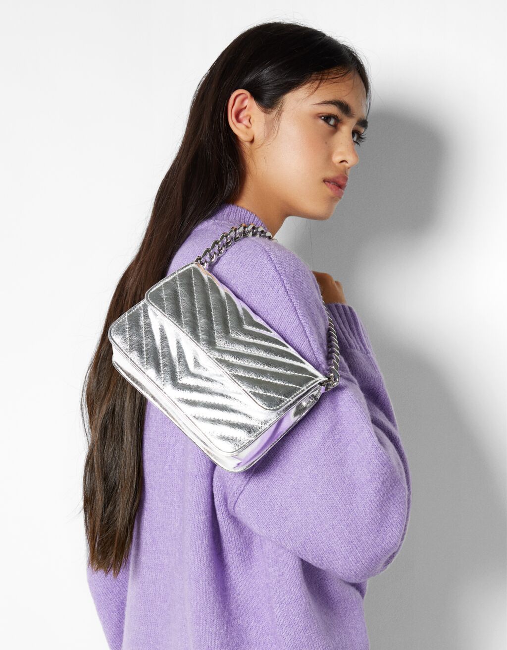 Metallic quilted bag Woman Bershka