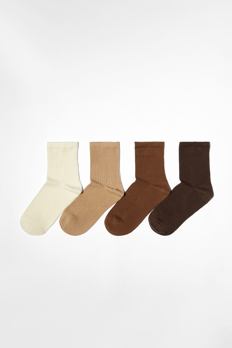 Set of 4 basic socks