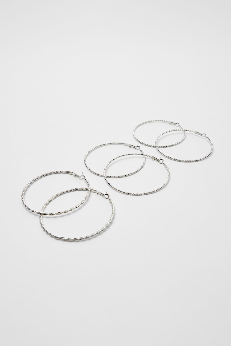 Set of 3 pairs of thin hoop earrings