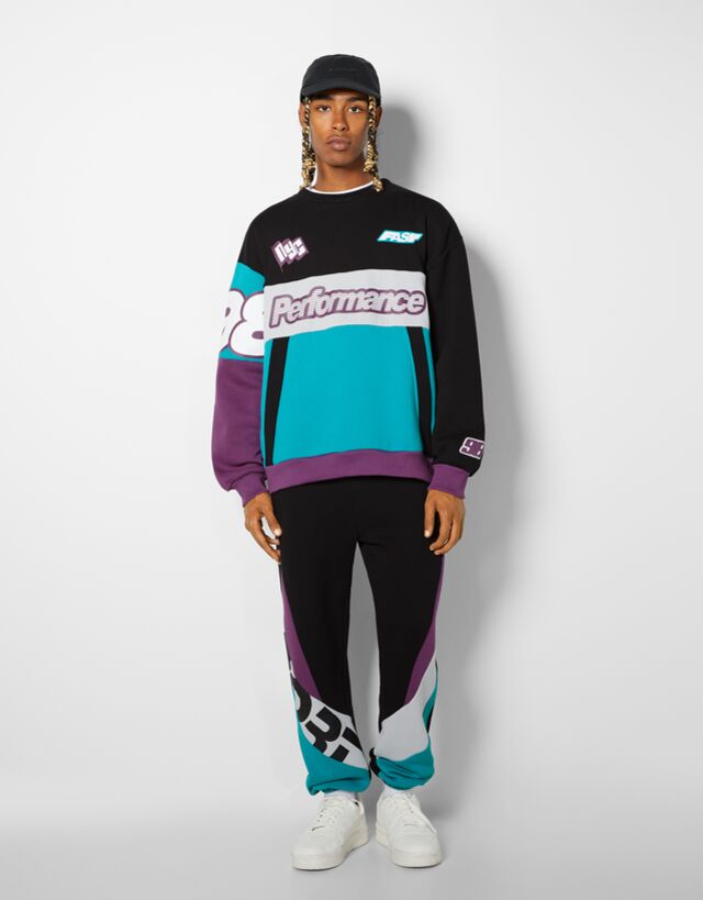 Bershka Jersey twin set wolwit-zwart volledige print extravagante stijl Mode Twin sets Jersey twin sets 