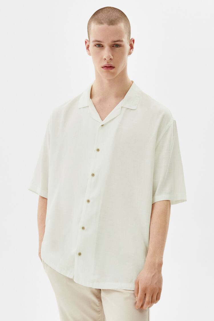 Relaxed fit short sleeve shirt