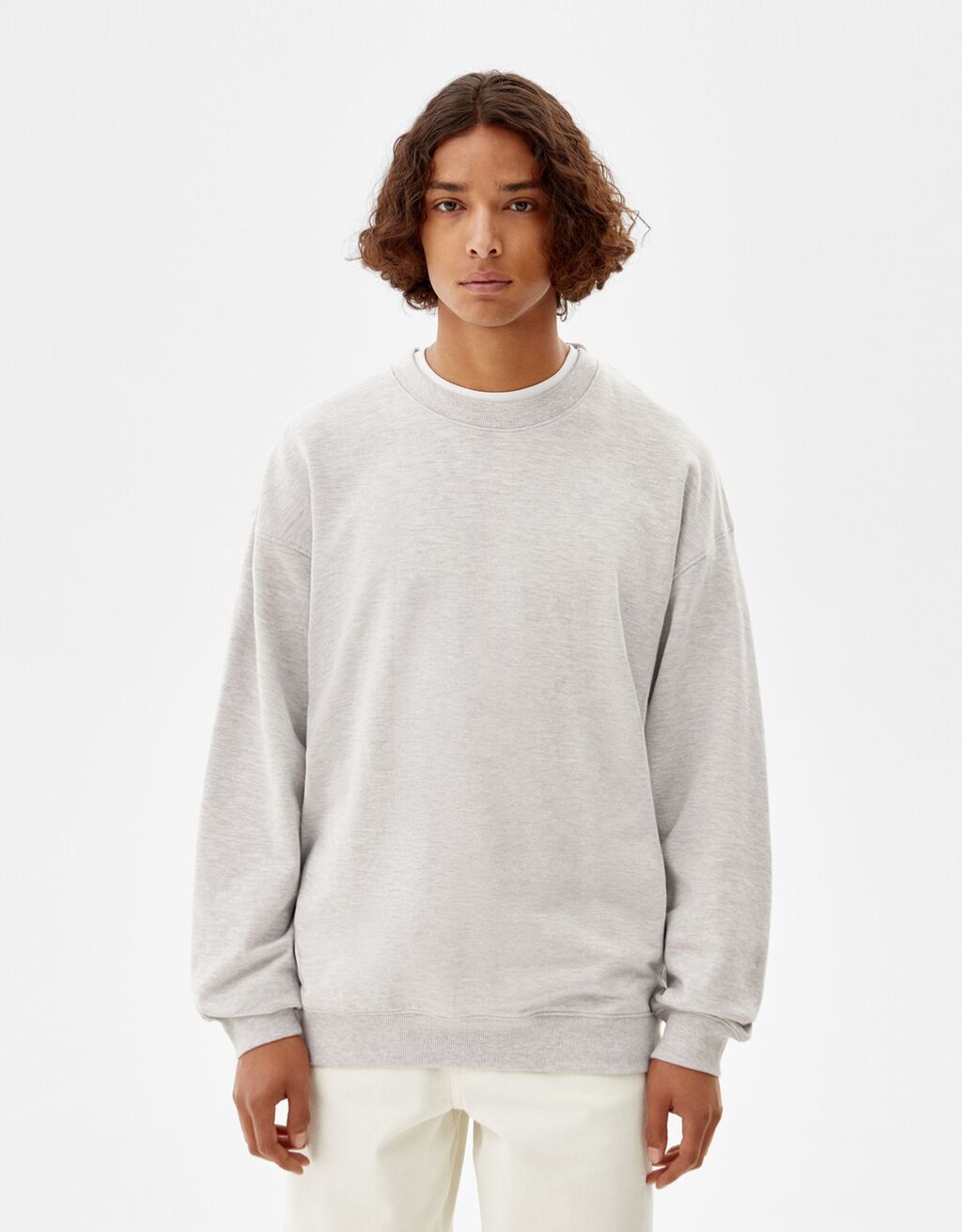 Sweatshirt com decote redondo