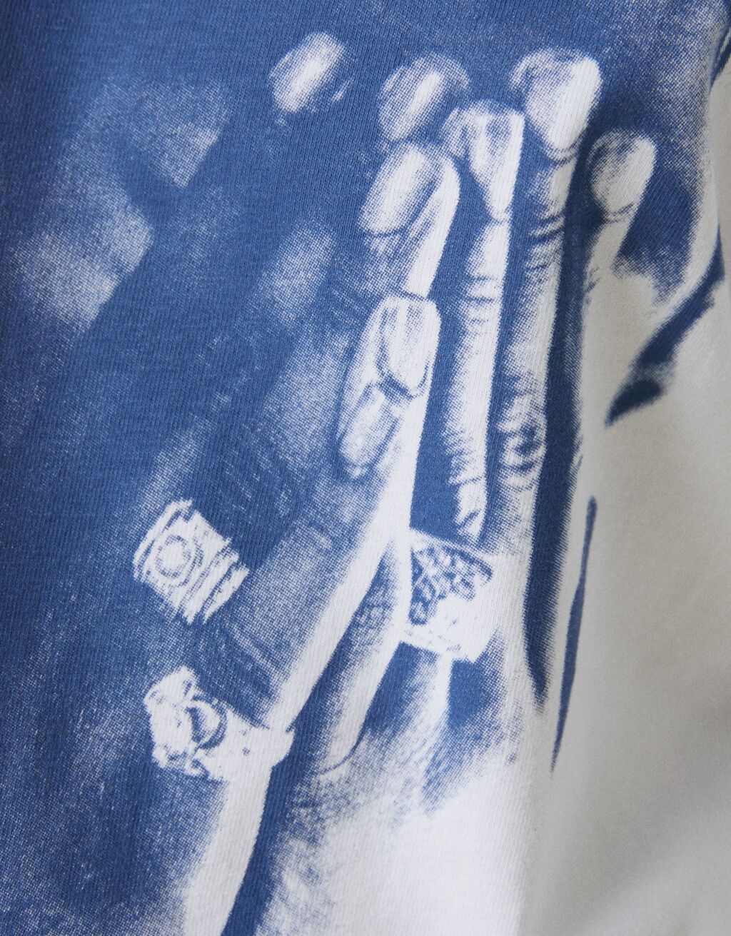bershka t shirt tupac
