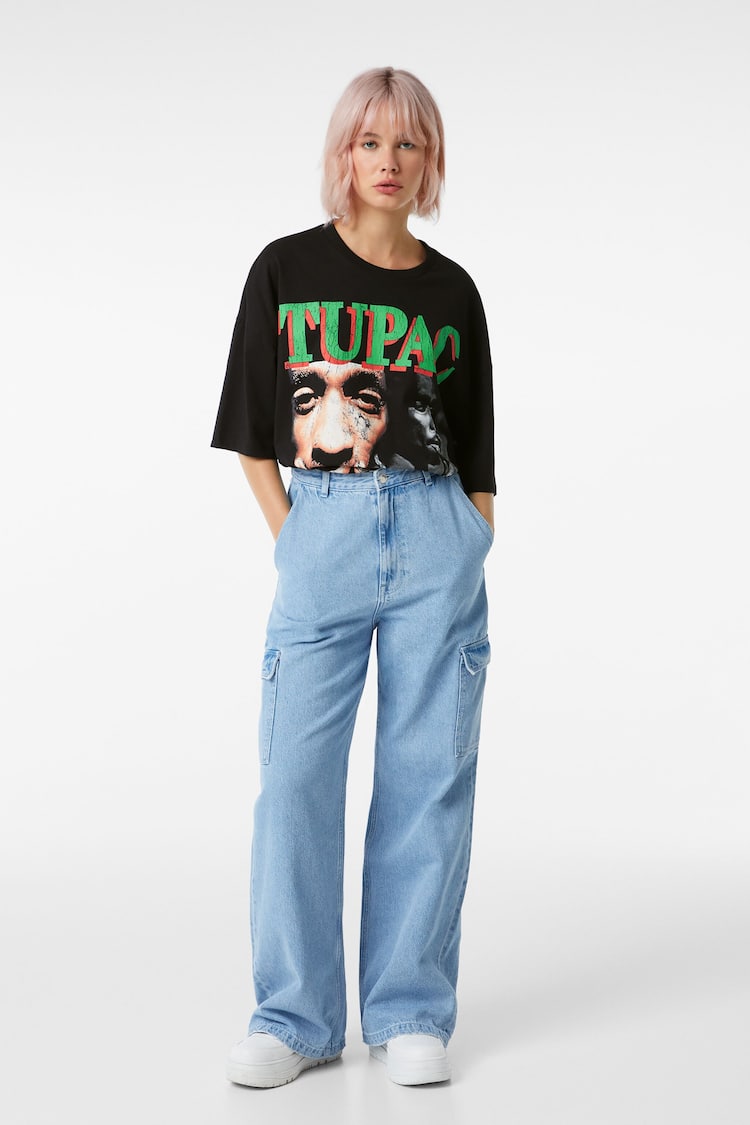 Erittäin väljä lyhythihainen Tupac-T-paita
