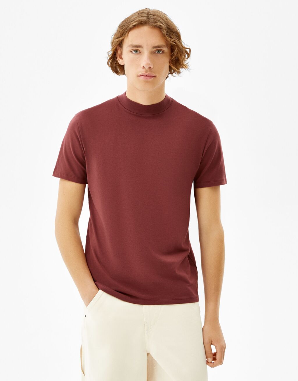 Slim fit short sleeve mock neck T-shirt 