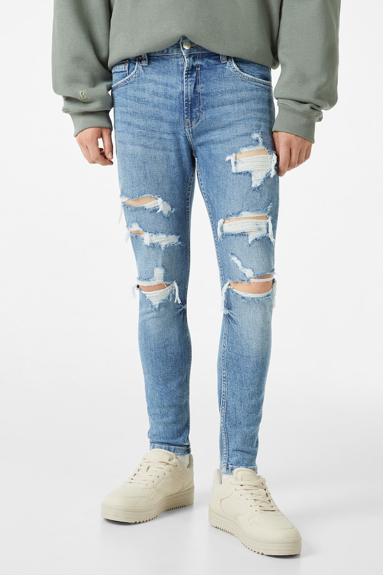 Ripped skinny jeans
