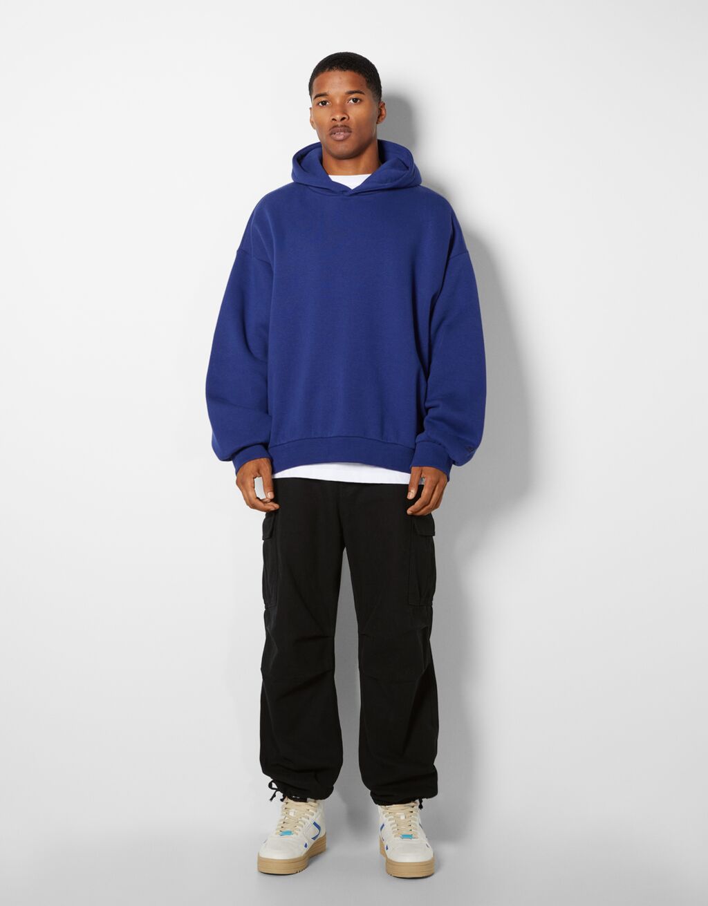 jean cargo noir bershka