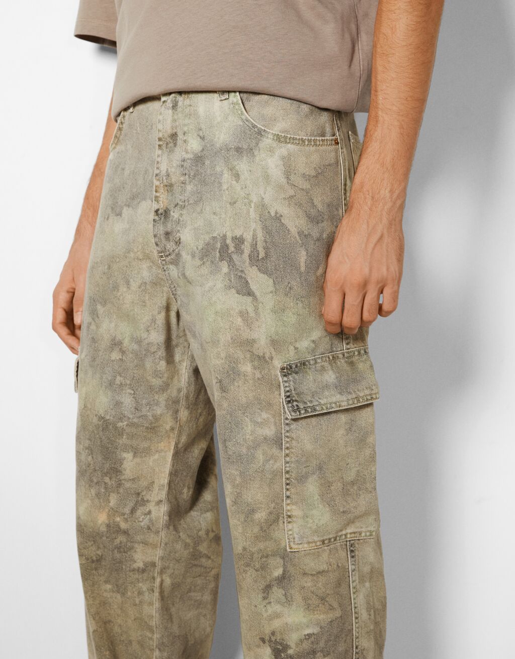brown cargo jeans