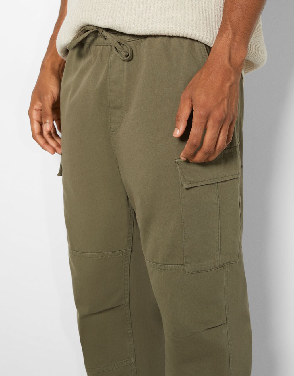 regular fit sweatpants