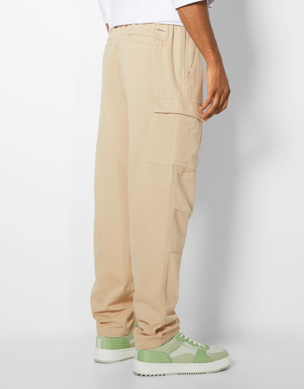 Regularfit joggerstyle cargo trousers Man Bershka