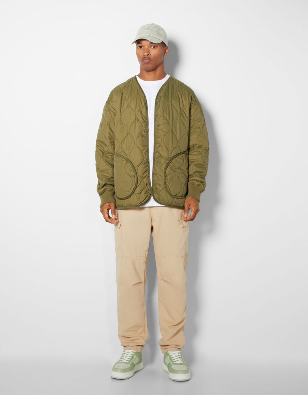 Regularfit sweatpantsstyle cargo pants Man Bershka