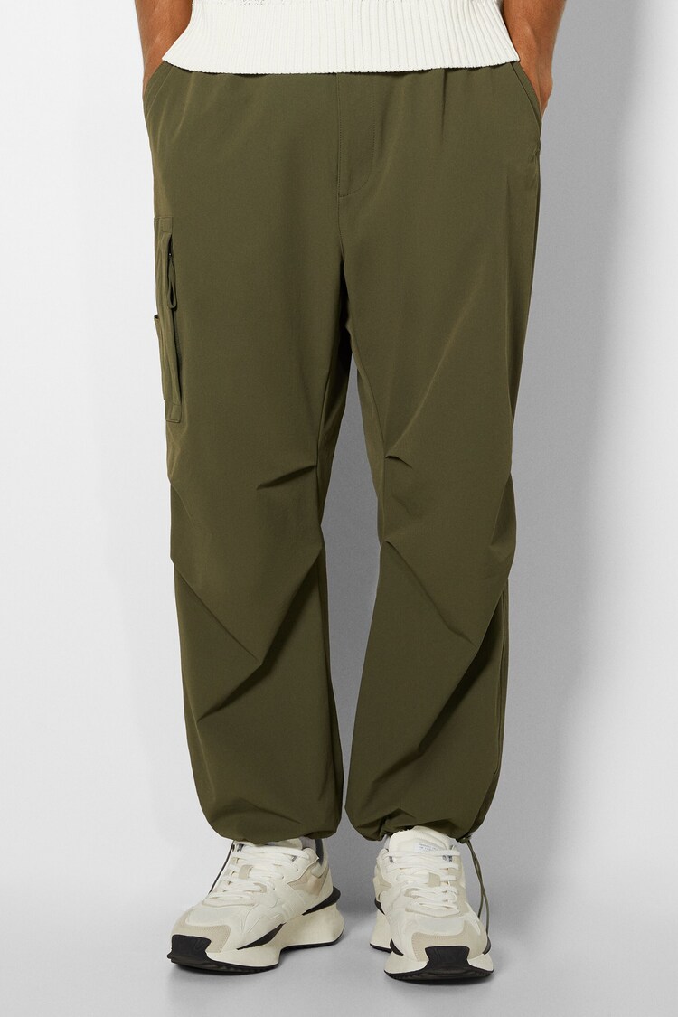 Technical parachute cargo trousers