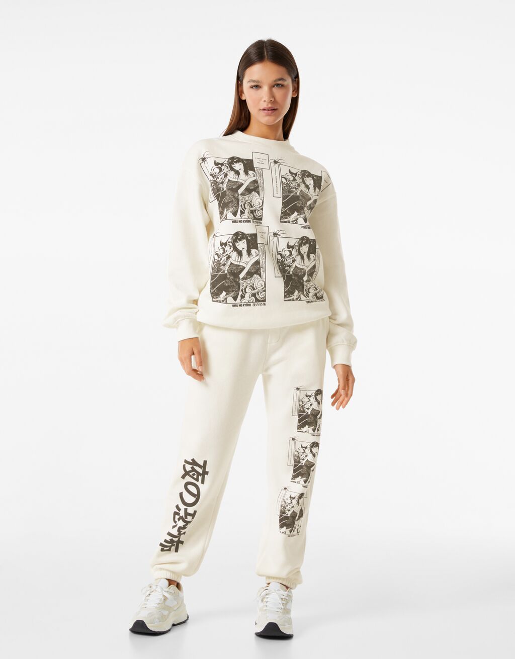 Plush oversize jogging trousers with an anime print