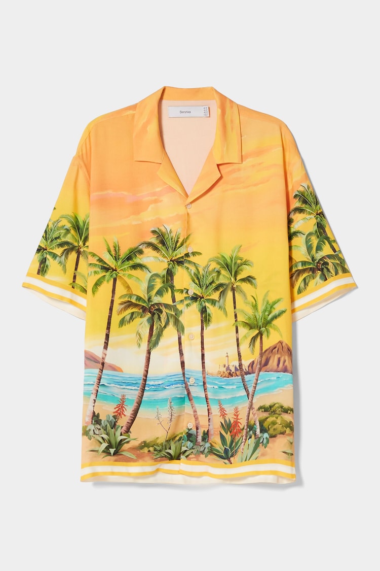 Kortärmad skjorta med ledig passform och palmmönster