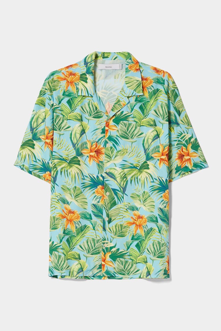 Camisa manga curta relaxed fit estampado tropical
