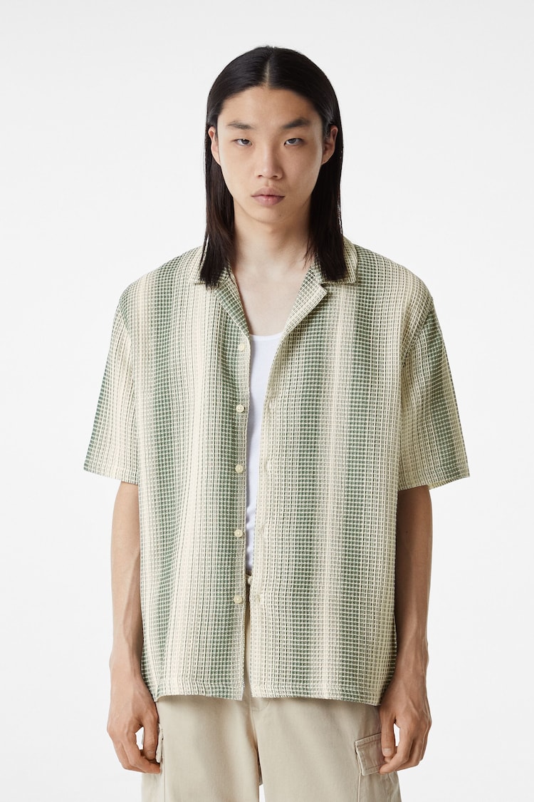 Relaxed fit waffle texture striped short sleeve shirt
