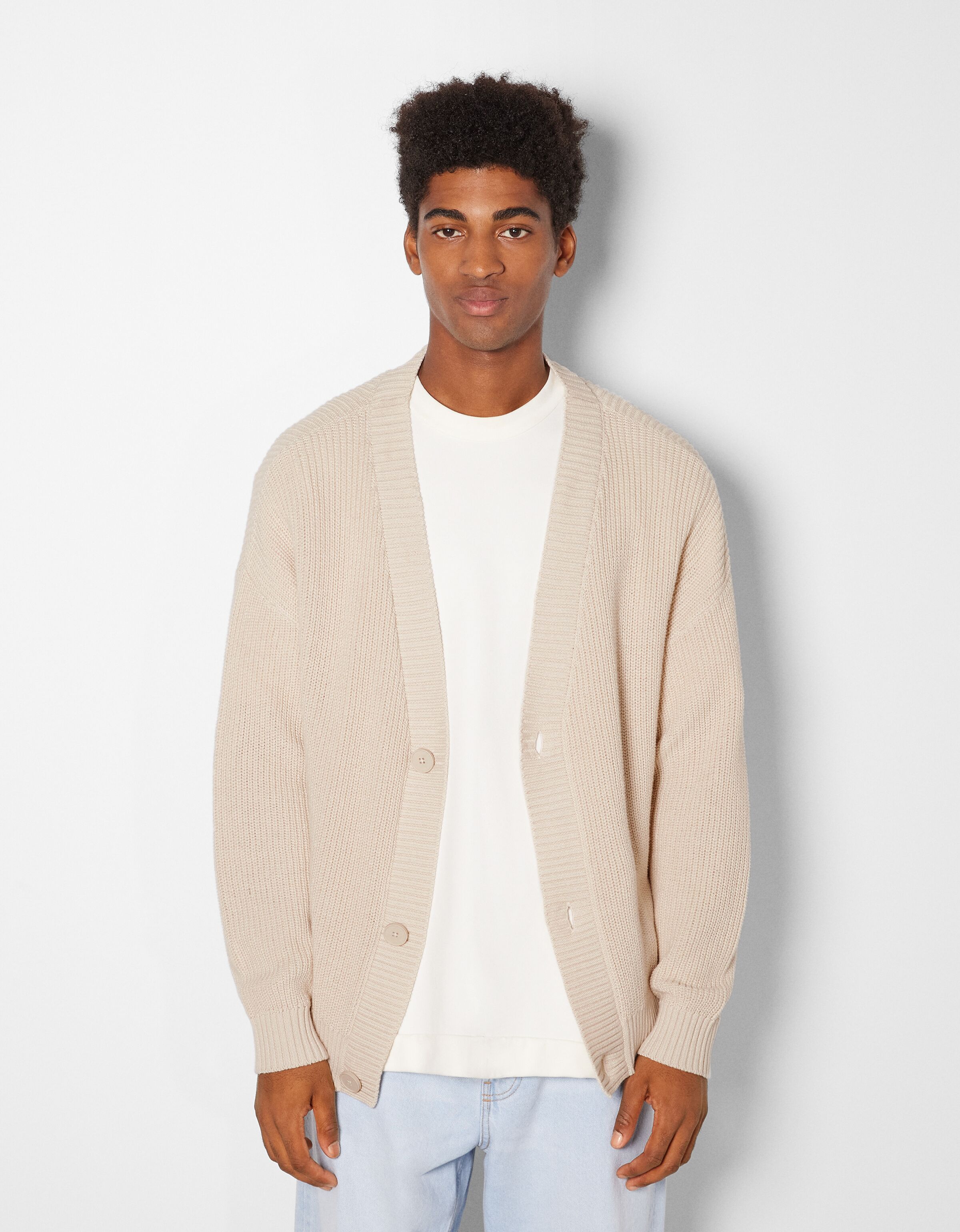 V-neck boxy cardigan - Sweaters and 