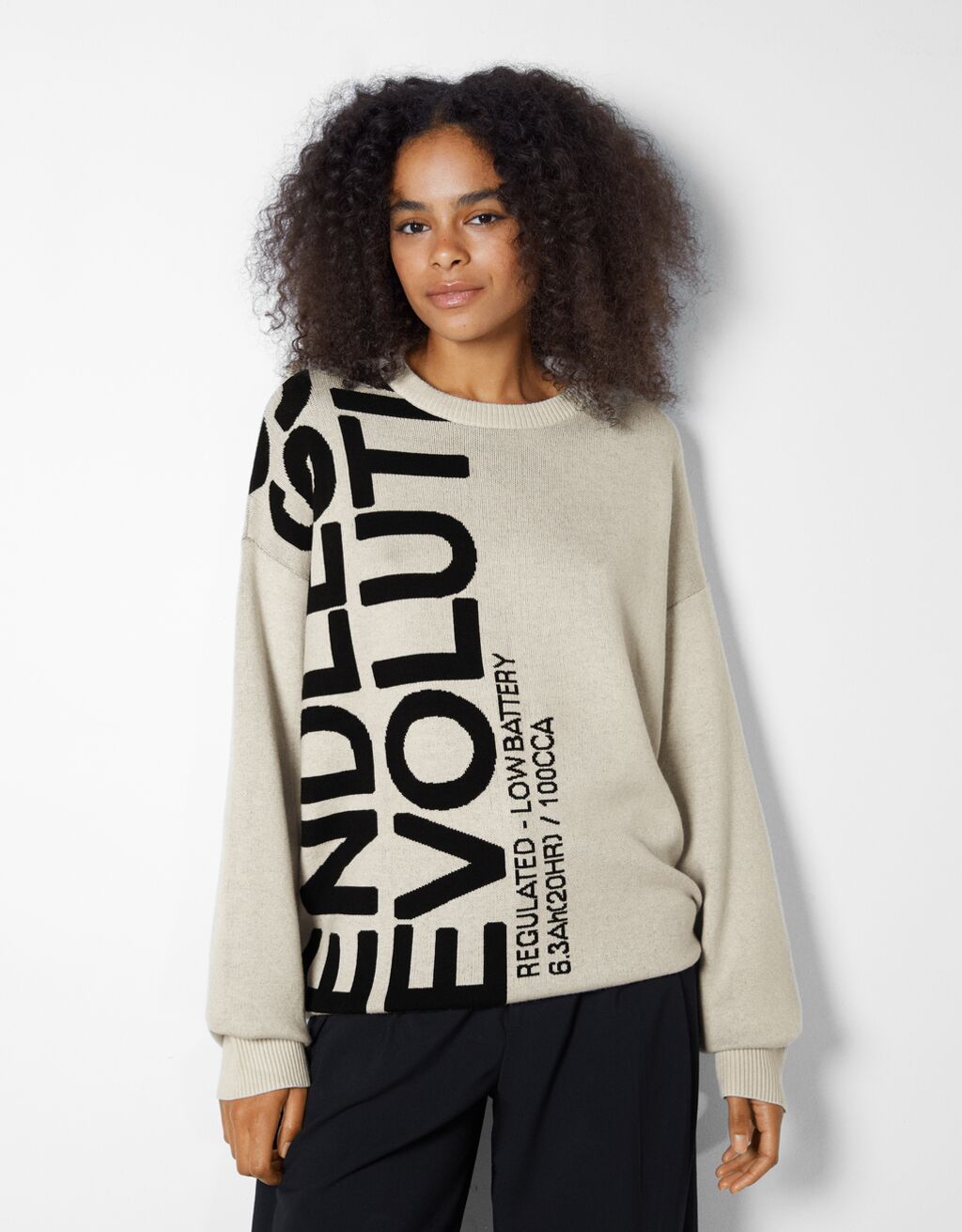 Sweater with lettering