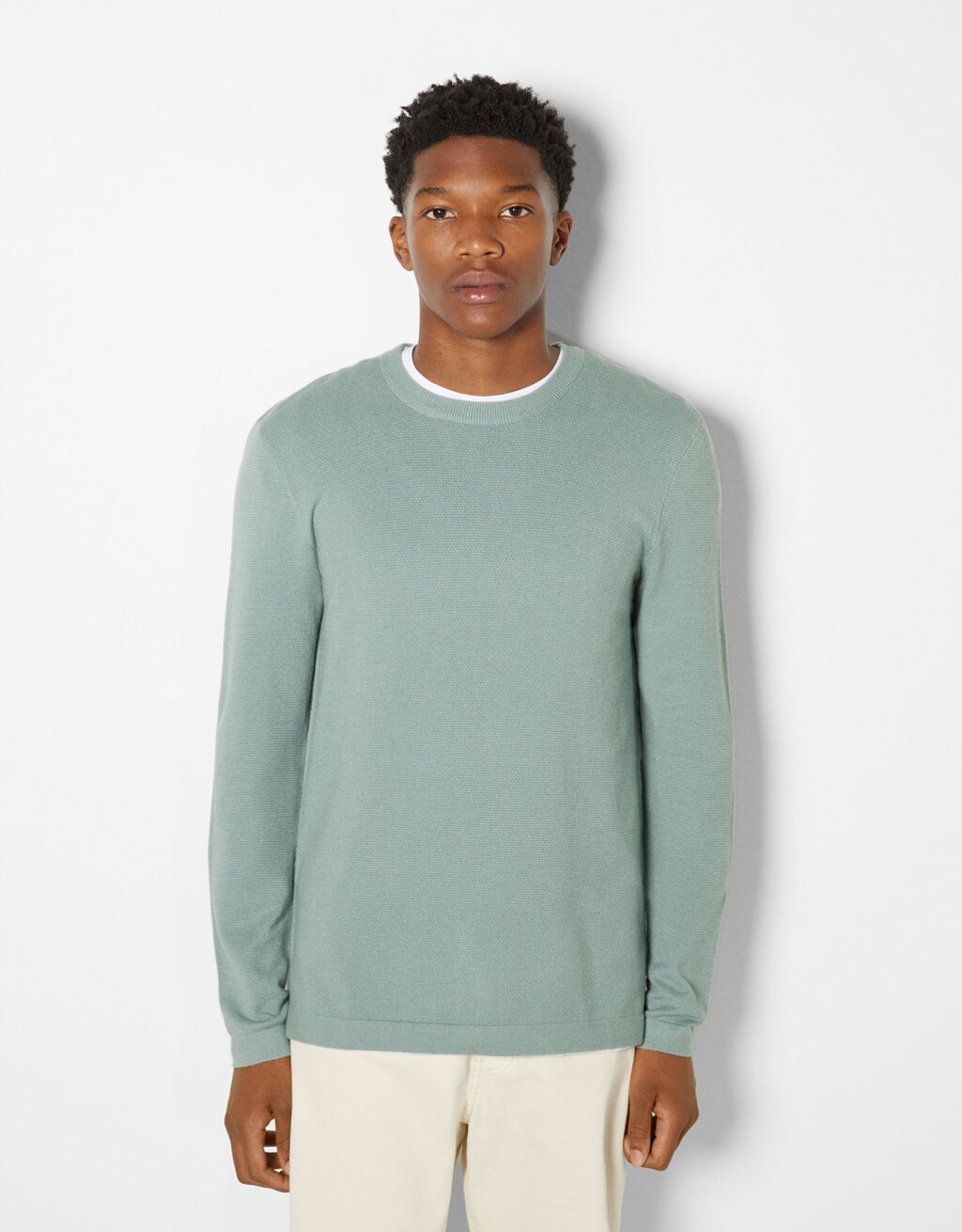 Textúrovaný sveter