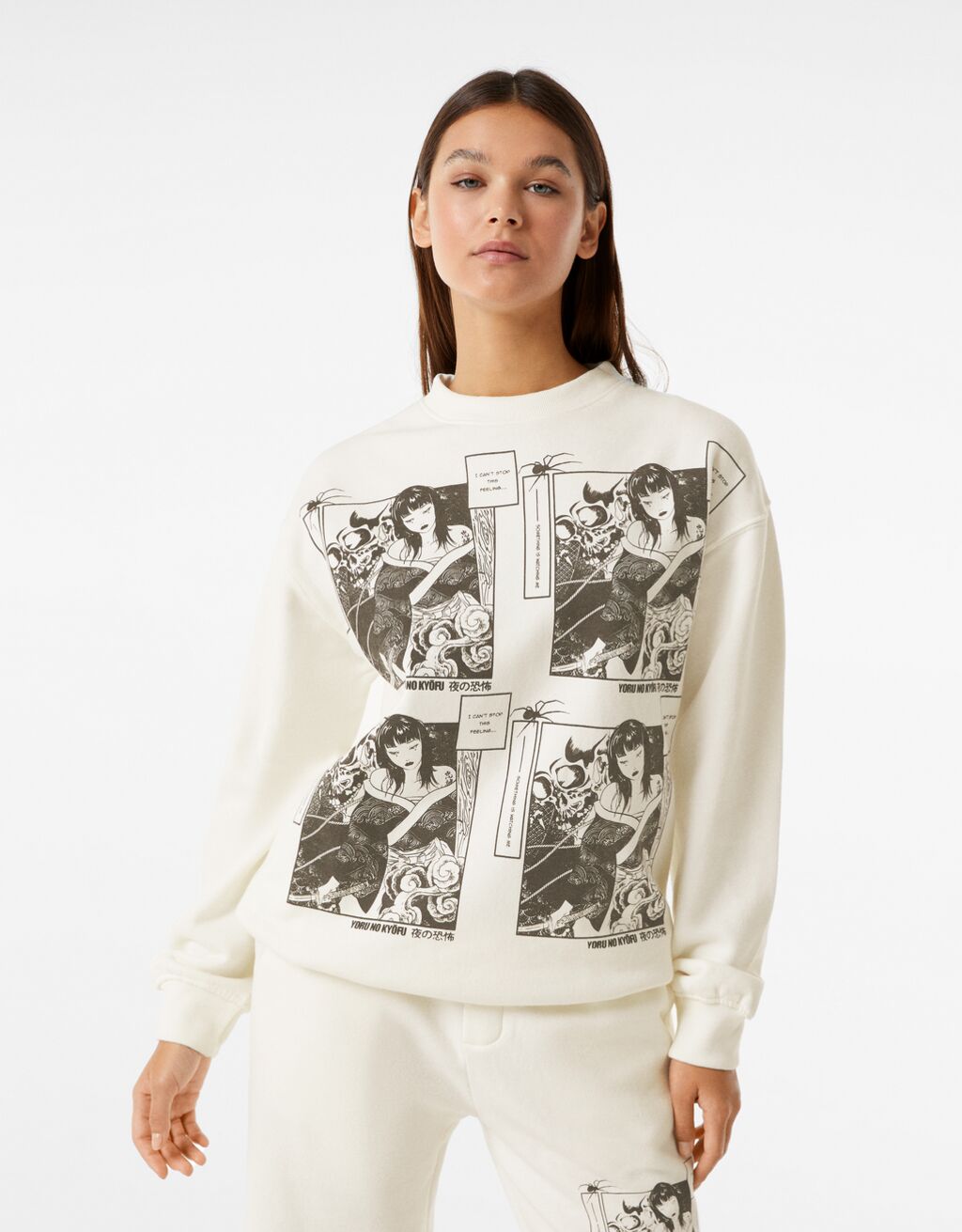 Round neck sweatshirt with an anime print