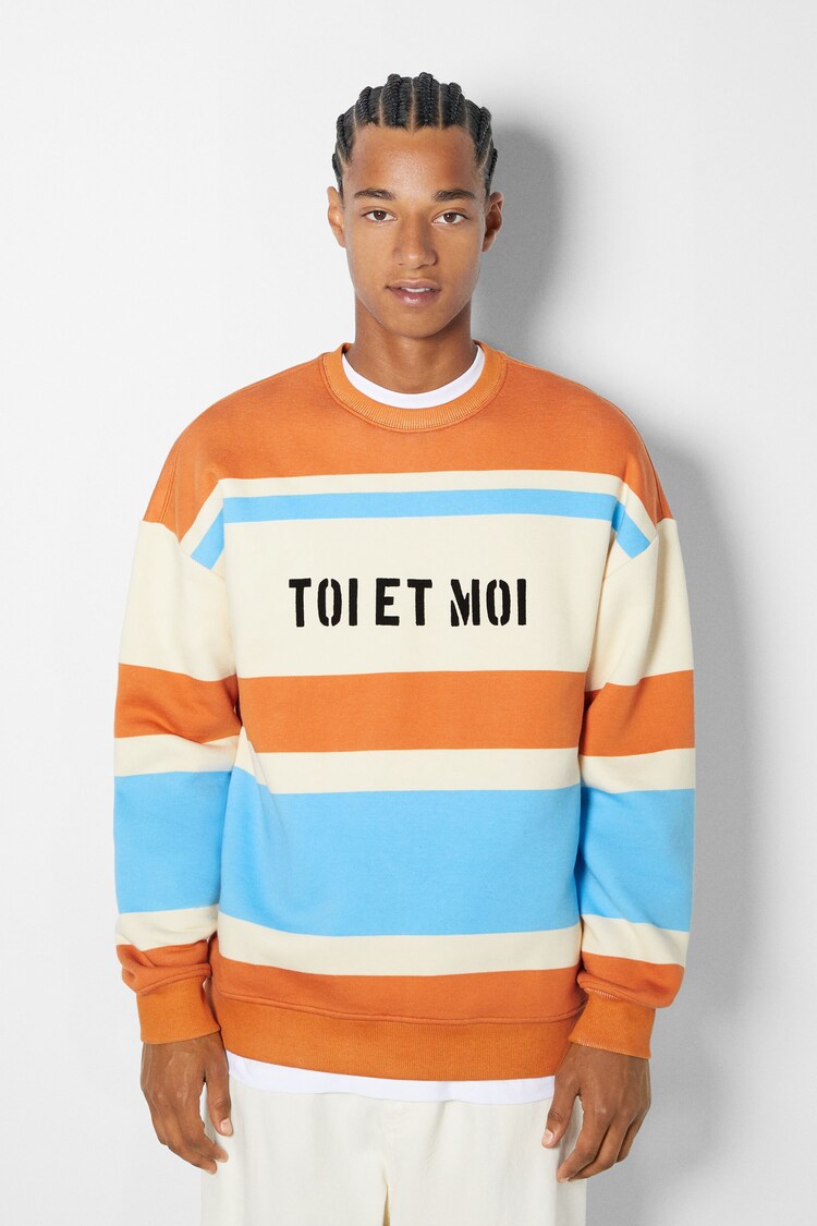 Round neck striped print sweatshirt