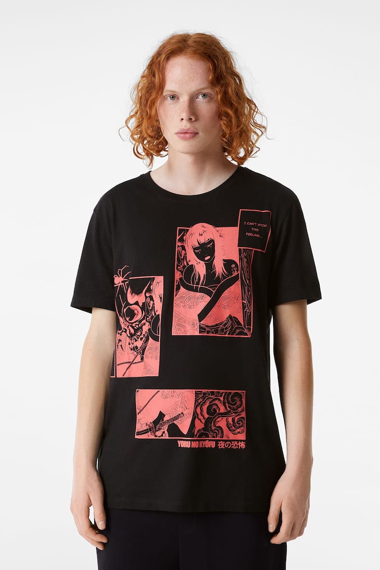 T-shirt de manga curta regular fit com anime print