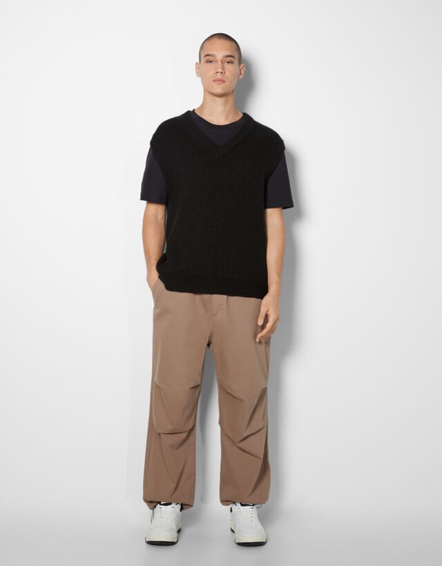 V-neck knit vest - Vests - Man | Bershka