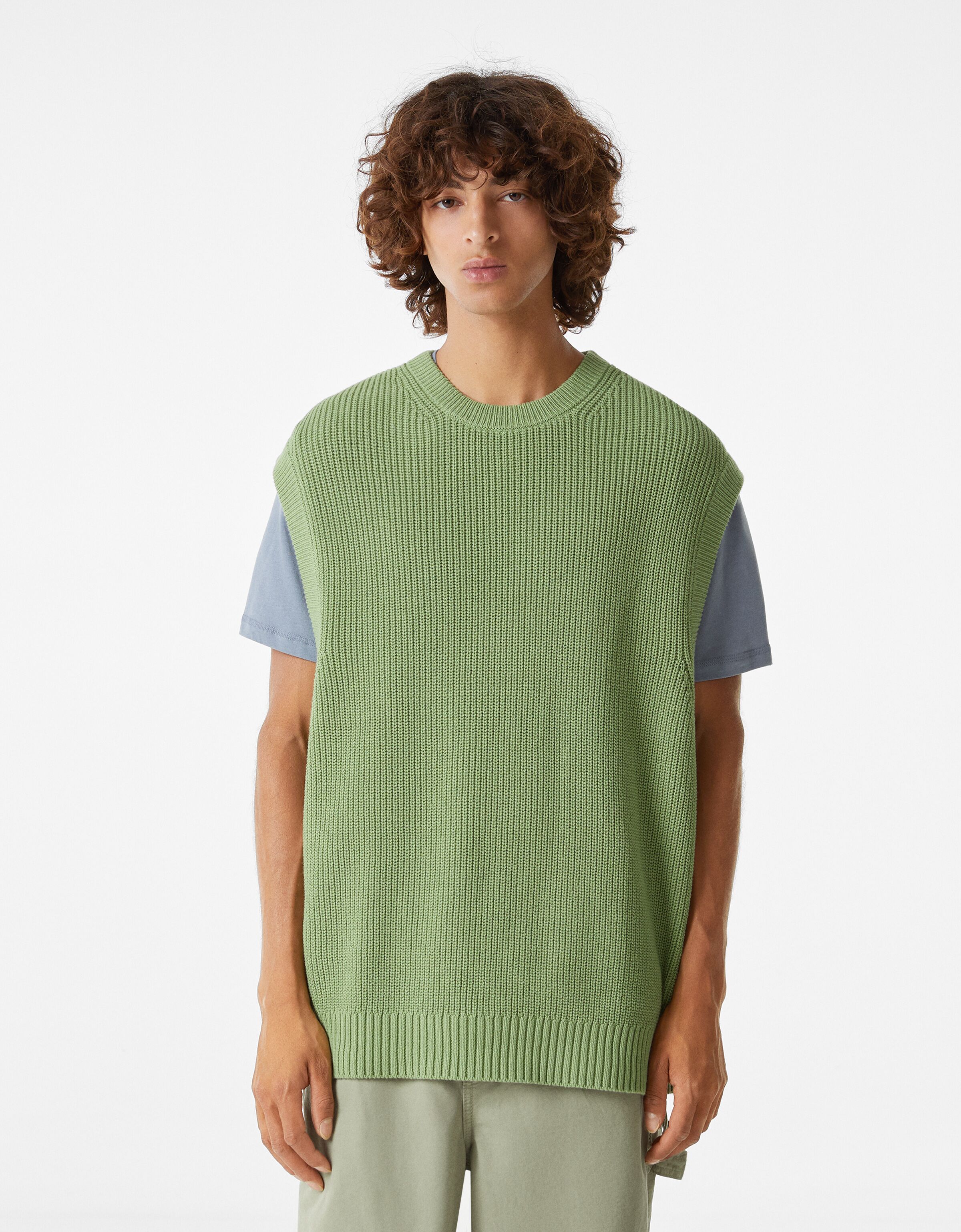 Round neck knit vest - Sweaters and 